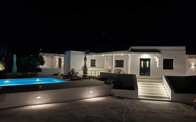 Villa Boa Esperanca 4 Bedroom Villa