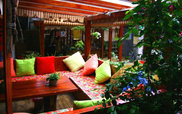 Lao Shay Youth Hostel Lijiang
