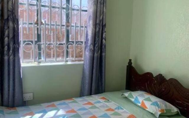 Cosy 2brm with WiFi, 5min from CBD