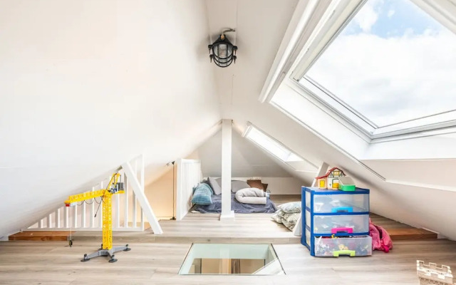 Villa Near Sea With BBQ and Play Attic