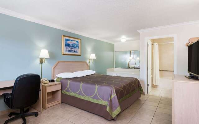 Super 8 by Wyndham Ft Walton Beach