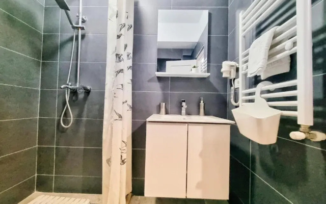 Seven Eleven Luxury Apartment