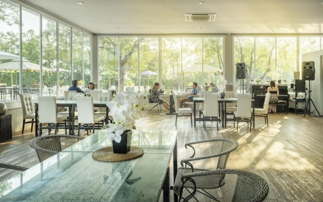 Ratathara Resort