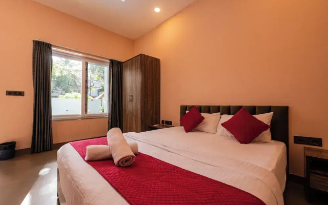 Royal 78 Backpackers Bar & Restaurant