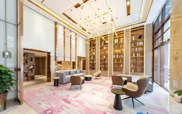 Lavande Hotel (Susong Zhengwuzhongxin Longjing Road)