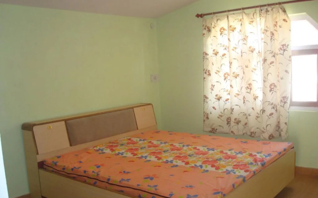 Gemini Inn