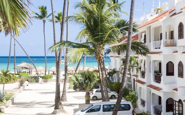 Beach Bungalows Los Corales Club & SPA