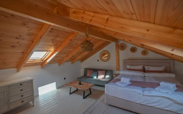 Villa Garifalia with Sauna & Hydromassage