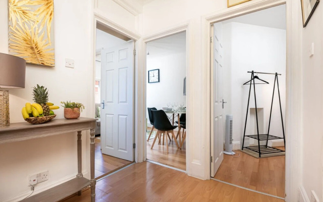 Trendy Covent Garden Apartment
