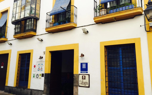 Casa de los Azulejos