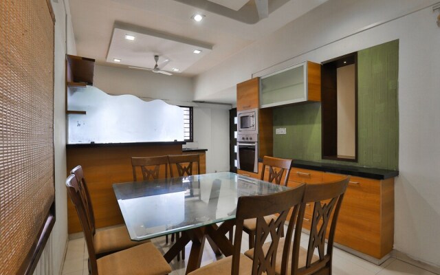 OYO 15508 Shreeji Sangeet Apartments