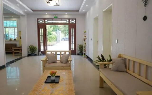 Lvdao Caotang Farmhouse