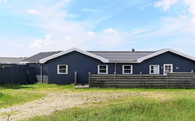Three-Bedroom Holiday home in Ringkøbing 9