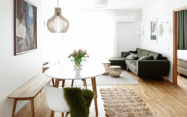 W Apartments near Passenger Port