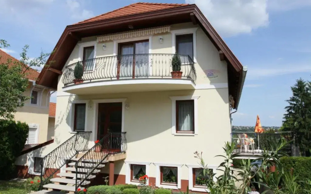 Garda Apartmanház