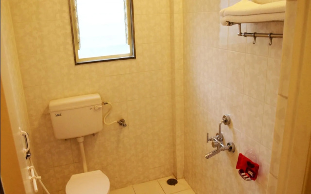Oyo Rooms Near Laxminarayan Theatre Swargate