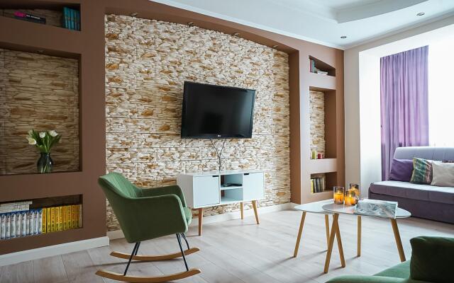 Zoya-Apart on 94 Aksakov Street