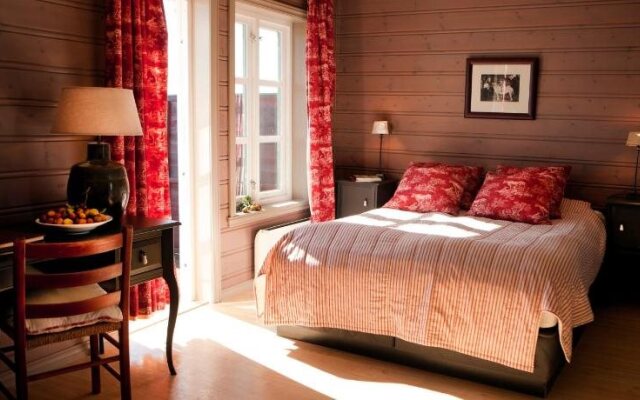 Bjørnafjorden Hotell