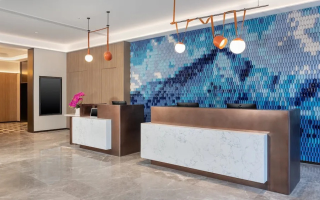 Holiday Inn Express Kunming Dianchi Rixin Road By Ihg – Lobby – Kunming