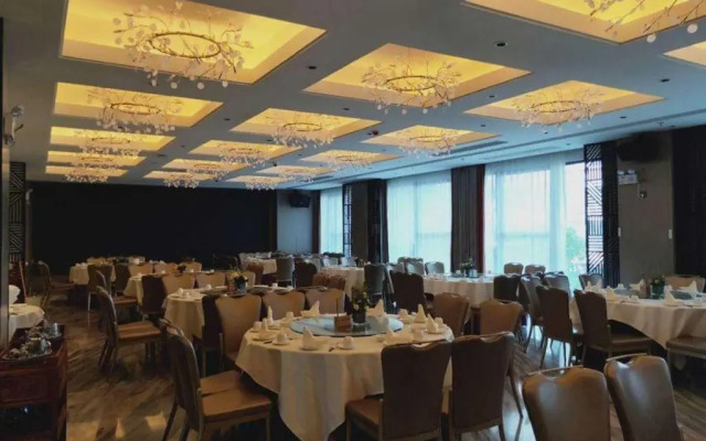 Campanile Hotel (Shenzhen Longcheng Plaza Metro Station)