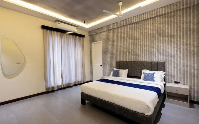 The Serene Shores - Luxury Private Villa