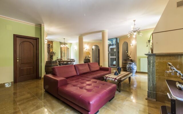 Luxury House