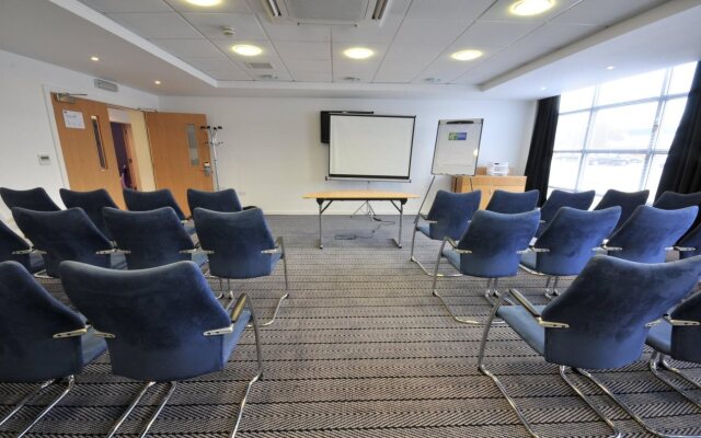 Holiday Inn Express Leigh - Sports Village by IHG