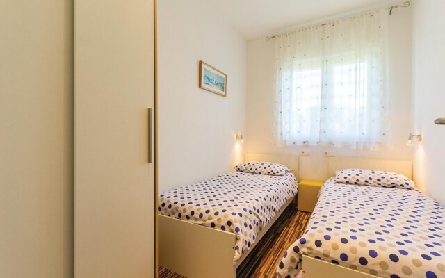 Stunning Home in Fazana With Wifi and 3 Bedrooms