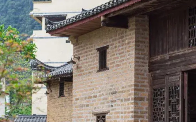 Yulong Yard (Yangshuo Yulong River Scenic Area)