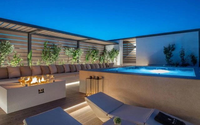 Savvas & Maria Palace