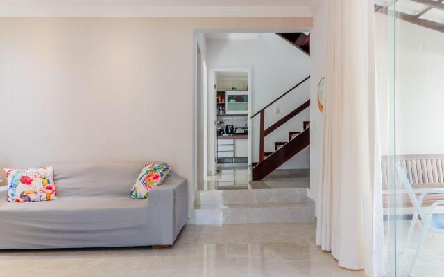 GB07 Ótima Casa 4 Suítes com Piscina em Guarajuba