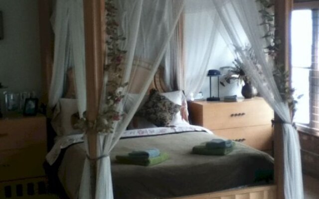 14 East B&B