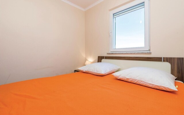 Amazing Apartment in Povljana With 2 Bedrooms