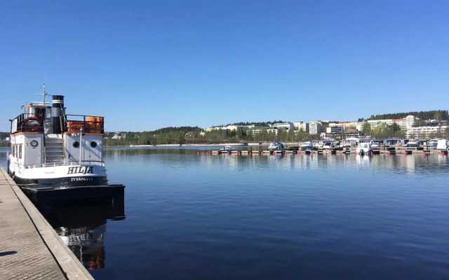 Soolo 7th floor lake view