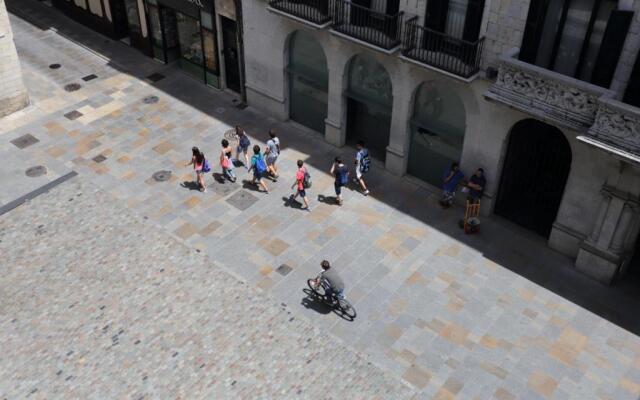 Apartaments Plaça del Vi