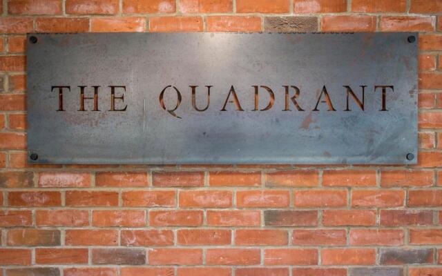 The Quadrant - The Palm Suite