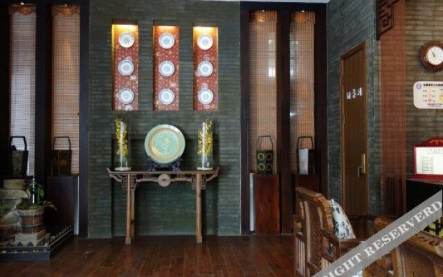 Yipeng Hotel