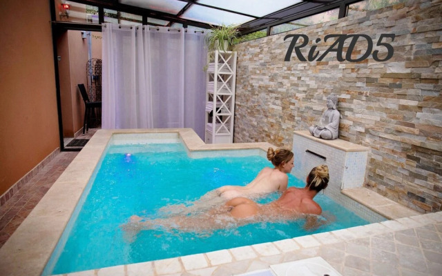 Hôtel Riad 5 Studio Cap Libertin Village Naturiste