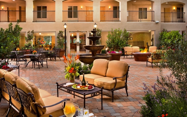 Ayres Hotel & Spa Mission Viejo – Lake Forest