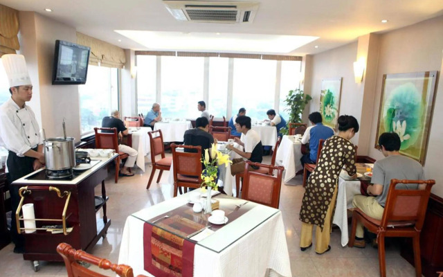 The Flower Boutique Hotel & Travel