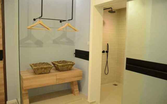 Wan Vayla 3I2 Sea View By Renvio