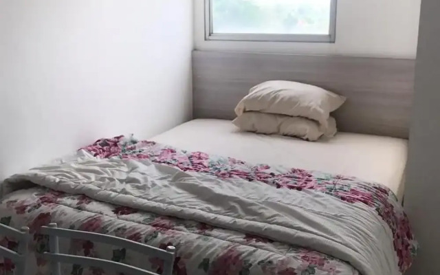 Capital O 2101 Gunung Putri Square