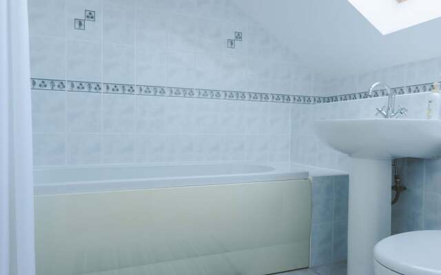 Clyde View Bed & Breakfast