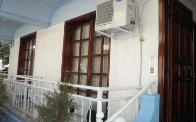 Voula Apartments