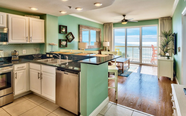 Calypso 305E 291773 by RedAwning