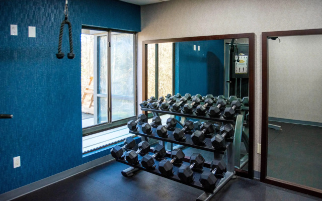 La Quinta Inn & Suites by Wyndham Fayetteville I-95