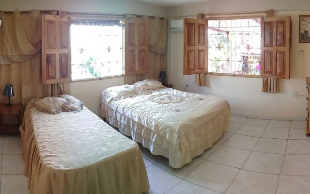 Casa La Ceiba D&L (Pinar del Rio)