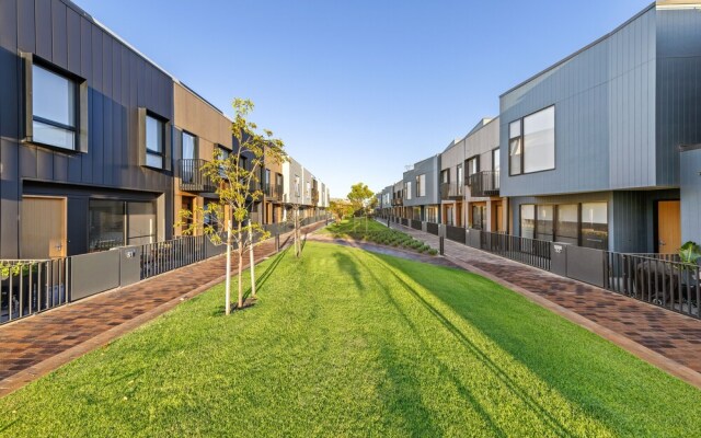 Hobart Lane Townhouses