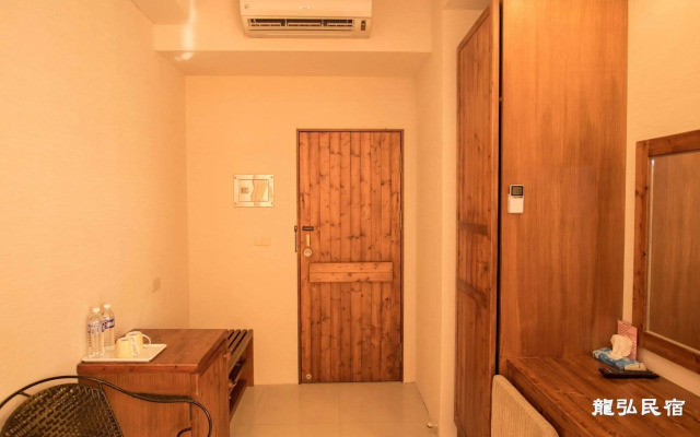 Long Hong B&B