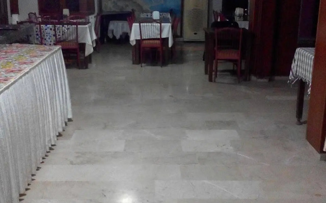 Mahper Hotel